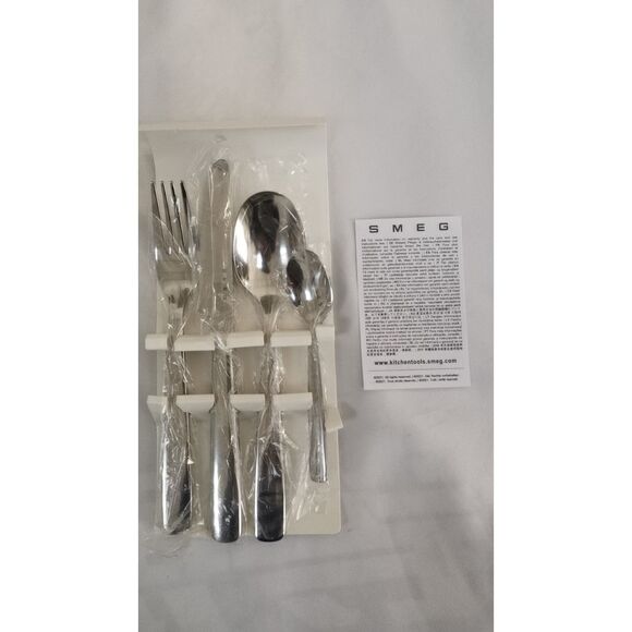 SMEG Stainless Steel 4 Piece Cutlery Set European-Style - Picture 3 of 6